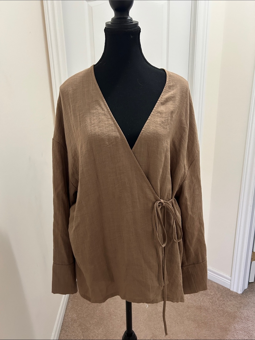 Zara  Wrap Tie kimono style M-L Top in Brown
